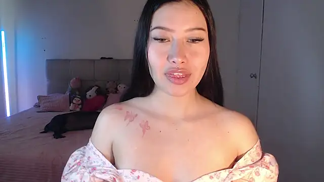 Emilyswan04 online show from 01.08.25