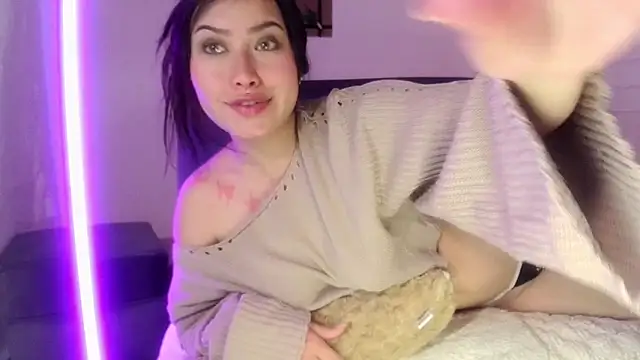 Emilyswan04 online show from 02.27.25