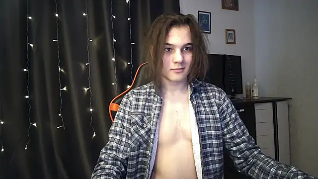 Snapshot of sweet_lucifer666 chatting on 03.20.25 sweet lucifer666 online show from 03.20.25