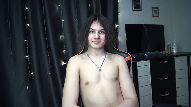 Snapshot of sweet_lucifer666 chatting on 03.20.25 sweet lucifer666 online show from 03.20.25