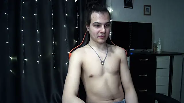 Snapshot of sweet_lucifer666 chatting on 03.22.25 sweet lucifer666 online show from 03.22.25