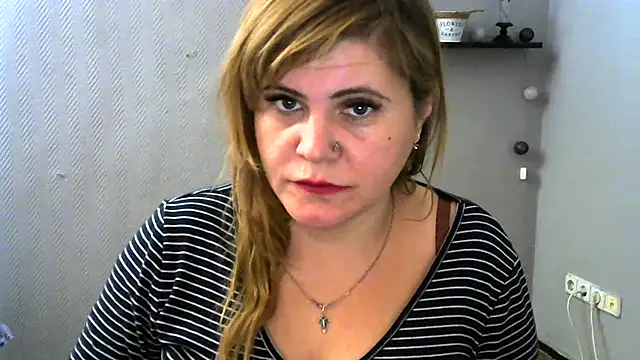 DaniellaKiss online show from 01.25.25