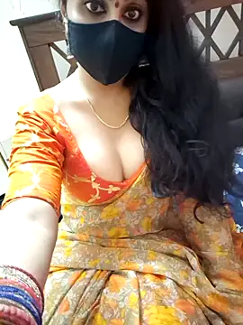 Snapshot of Roja-Telugu777 chatting on 09.23.25 Roja-Telugu777 online show from 09.23.25