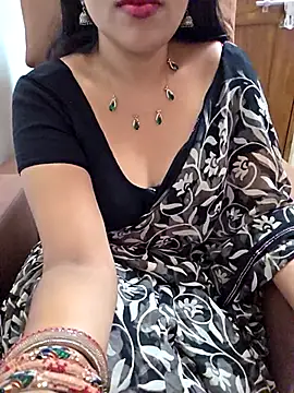 Snapshot of Roja-Telugu777 chatting on 06.25.26 Roja-Telugu777 online show from 06.25.26