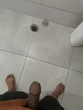 Snapshot of Gururonny07 chatting on 11.04.25 Gururonny07 online show from 11.04.25