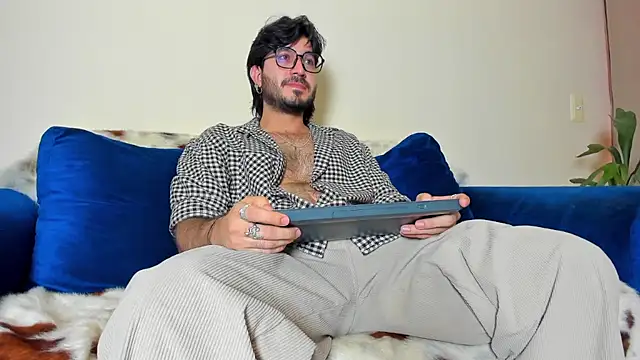 Snapshot of Ackerman_Eren_ chatting on 01.30.25 Ackerman Eren online show from 01.30.25