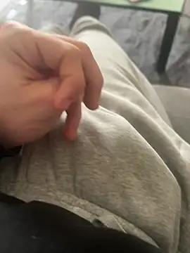 pignoufe online show from 02.13.26