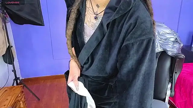  sharlotte777 online show from 10.25.25