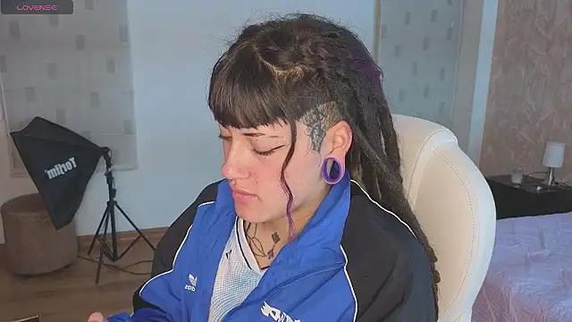  sharlotte777 online show from 01.17.26