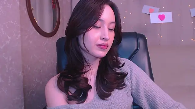 Snapshot of Ann__Cute chatting on 02.13.25 Ann  Cute online show from 02.13.25