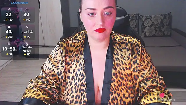 Snapshot of anna_claire chatting on 02.16.25 anna claire online show from 02.16.25