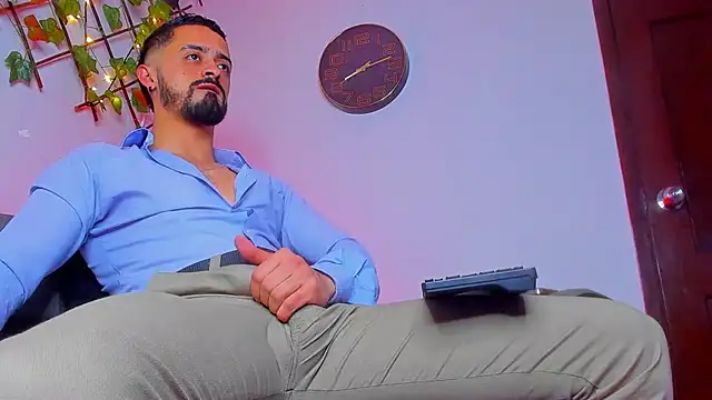 MAXIMUS MASTE3 online show from 12.14.25