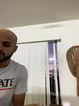 islandvybee55 online show from 01.18.25