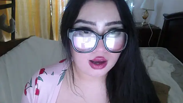 cutie sakura online show from 03.04.25