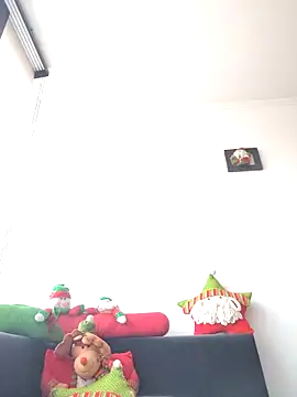 Latiinvenushot online show from 12.17.25