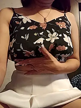 KITTEN-10 online show from 11.15.25