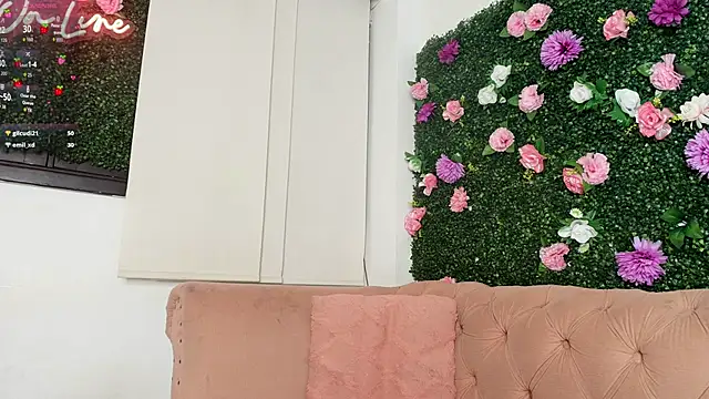 natalia aguirre1 online show from 11.09.25