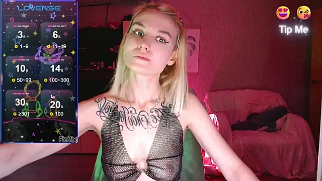 mischellemeow13 online show from 10.08.25