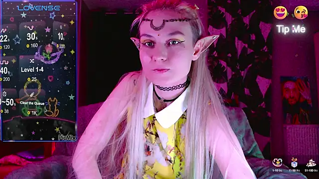 mischellemeow13 online show from 10.16.25