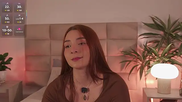 lexiee grey  online show from 02.19.26