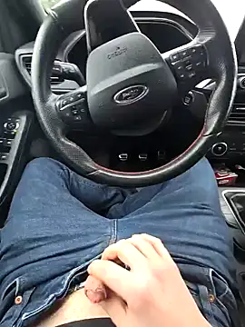 Titanhoott online show from 12.30.24