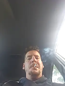 Titanhoott online show from 11.05.25