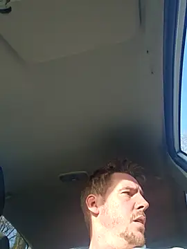 Titanhoott online show from 12.01.25