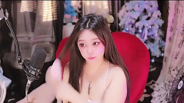 Missy Nana21 online show from 10.31.25