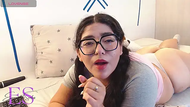 EsmeraldaSantoss online show from 12.21.24