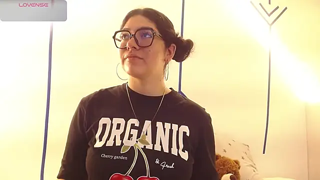 EsmeraldaSantoss online show from 12.29.24