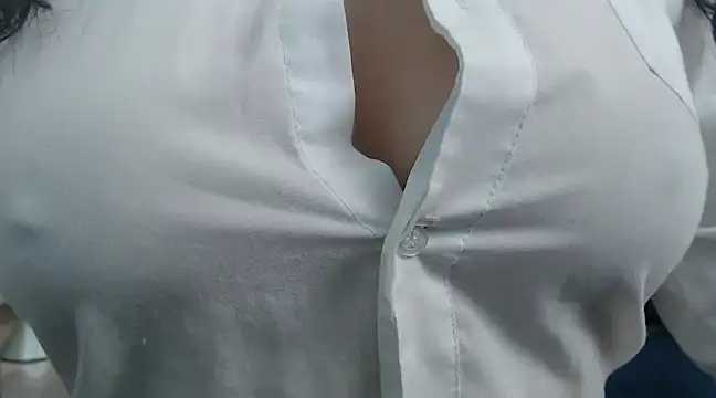 Scarlett Keaton online show from 03.23.25