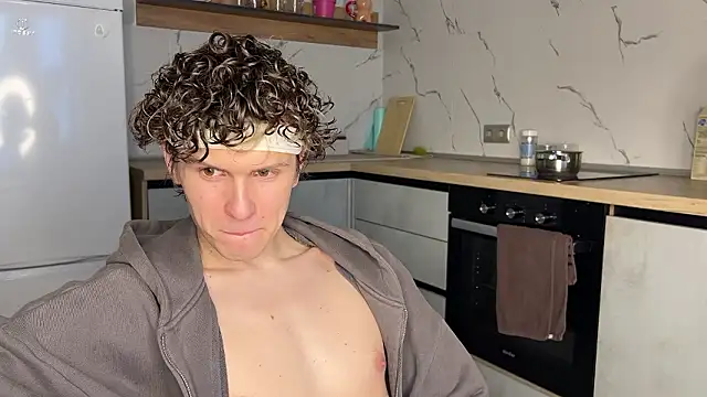 Snapshot of alyx_garden chatting on 03.08.26 alyx garden online show from 03.08.26