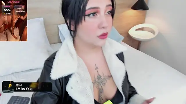 Snapshot of Megansttein_ chatting on 03.10.25 Megansttein online show from 03.10.25
