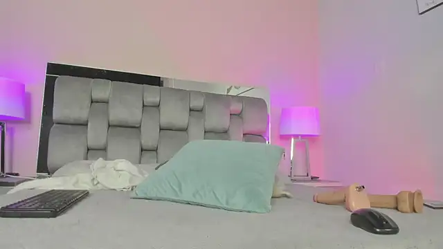 Snapshot of kimberlyycox chatting on 03.08.25 kimberlyycox online show from 03.08.25