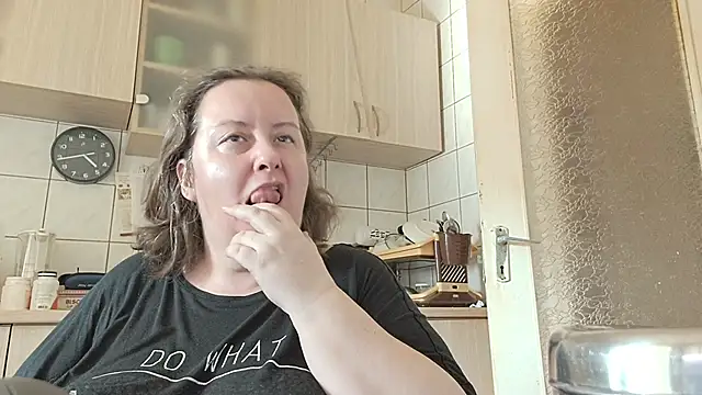 Snapshot of melissaBlessing chatting on 01.18.25 melissaBlessing online show from 01.18.25