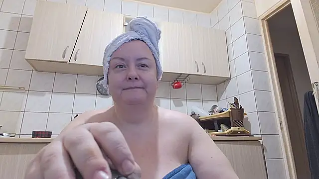 Snapshot of melissaBlessing chatting on 01.25.25 melissaBlessing online show from 01.25.25