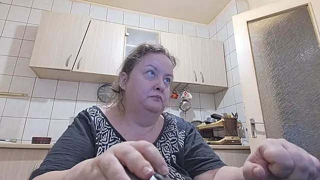 Snapshot of melissaBlessing chatting on 03.13.25 melissaBlessing online show from 03.13.25