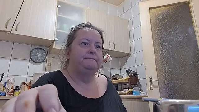 Snapshot of melissaBlessing chatting on 10.09.25 melissaBlessing online show from 10.09.25