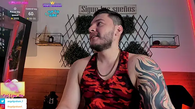 Snapshot of Angelgraham_1 chatting on 09.24.25 Angelgraham 1 online show from 09.24.25