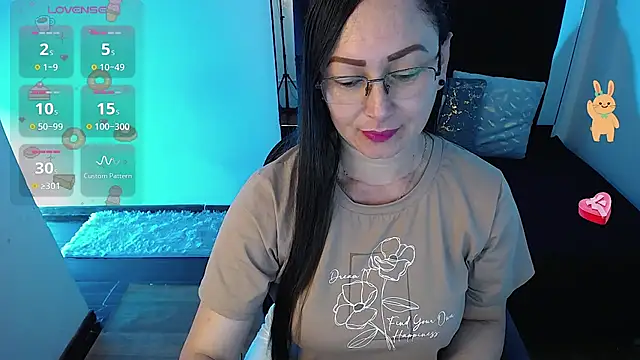 Snapshot of milly_sanchez chatting on 04.25.26 milly sanchez online show from 04.25.26