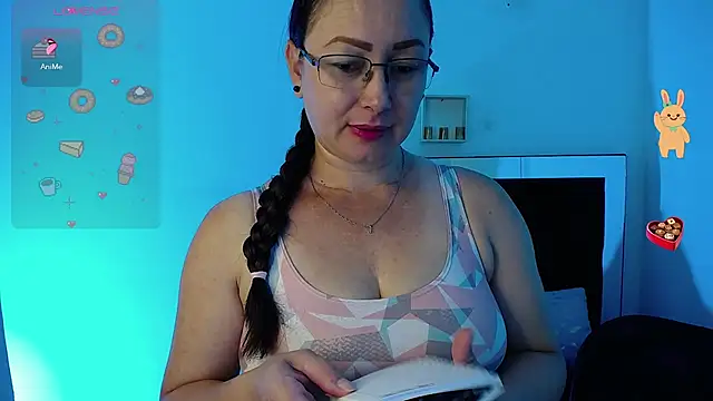 Snapshot of milly_sanchez chatting on 05.08.26 milly sanchez online show from 05.08.26