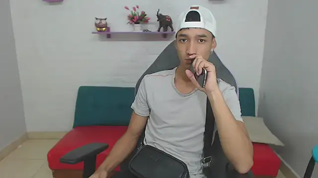 jose sexycumm online show from 02.18.25