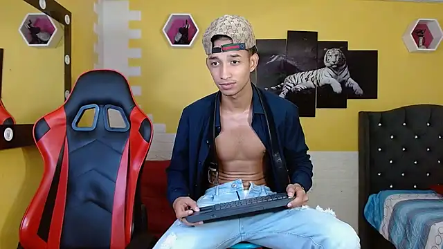 jose sexycumm online show from 10.02.25