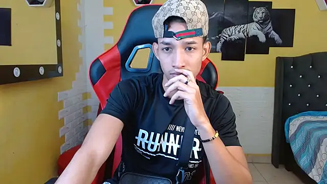 jose sexycumm online show from 10.05.25