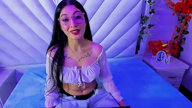 Katty Queen online show from 10.15.25