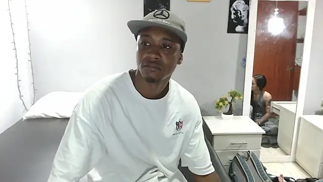 Snapshot of Kimandyuk chatting on 01.07.25 Kimandyuk online show from 01.07.25