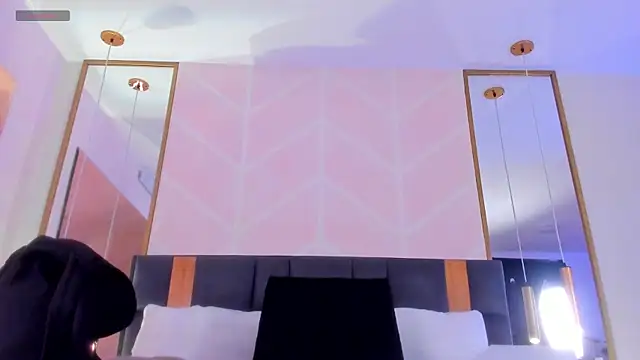 GabyPetit online show from 12.02.25