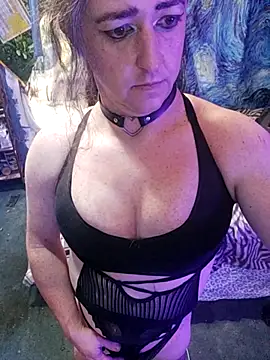 Boo-boo kittyfux online show from 10.03.25