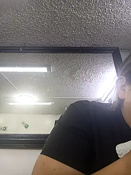 Snapshot of yajahil chatting on 10.29.25 yajahil online show from 10.29.25