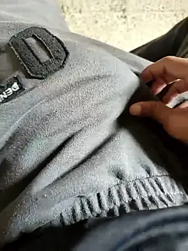 SurjS9 online show from 11.03.25